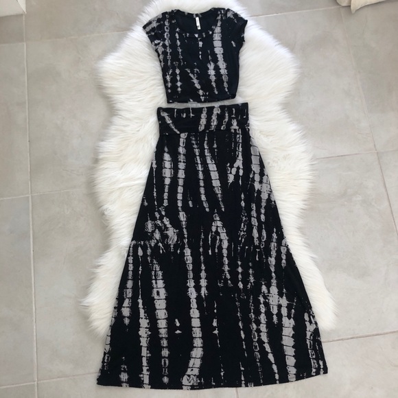 Tie Dye Maxi Skirt & Crop Top, size Small - Picture 2 of 7